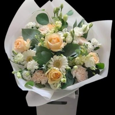 Pure Love  Mix Flowers & Greens